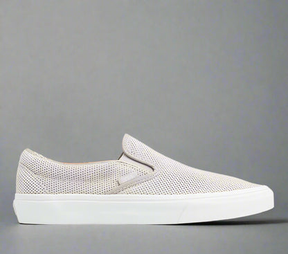 VANS | CLASSIC SLIP-ON (PERFORATED SUEDE)